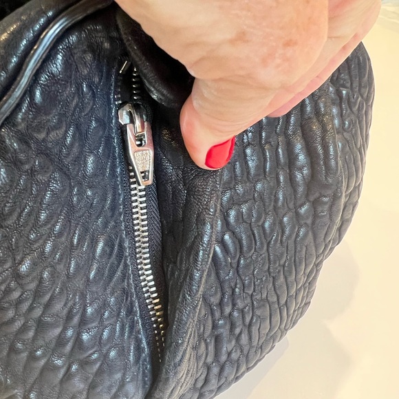 Alexander Wang Black Pebbled Lambskin Rocco (Duffel) handbag - Picture 9 of 16